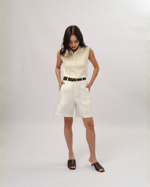 Nara Bermuda Pants With Belt White